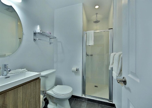 Hotel Newstar Montreal image 12